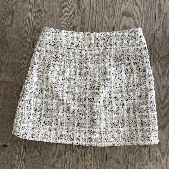 Vici Priscilla Tweed Matching Top & Skirt - Picture 10 of 16